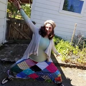 Meet your Posher, April